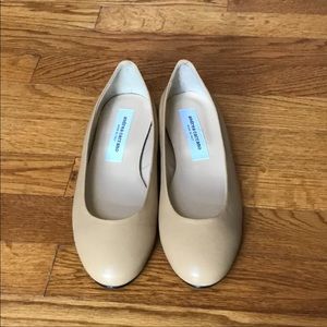 Andrea Carrano ballet flats - seen on Olivia Palermo